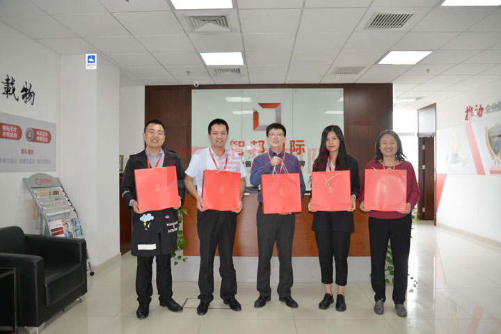 智邦国际祝您中秋节、国庆节快乐!