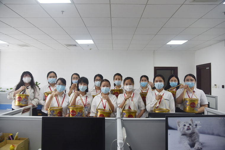 智邦国际祝您中秋节快乐！