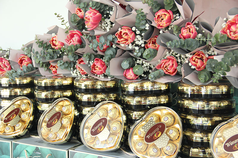 致最美女神：不负芳华，不负青春，最爱是你！