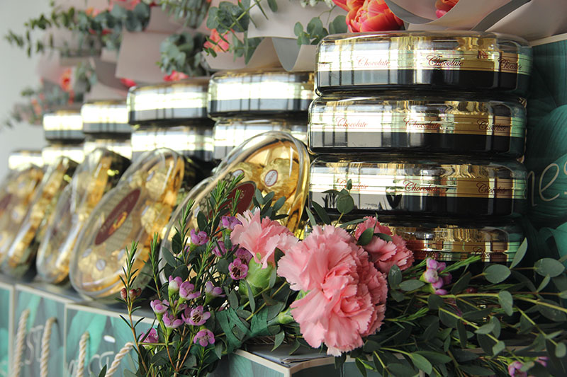 致最美女神：不负芳华，不负青春，最爱是你！