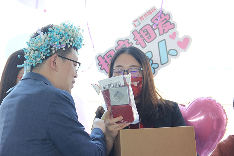 致最美女神：不负芳华，不负青春，最爱是你！