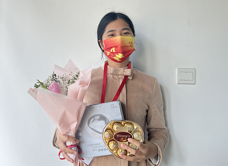 致最美女神：不负芳华，不负青春，最爱是你！