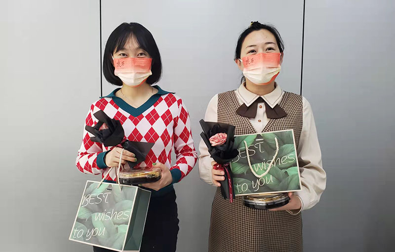 致最美女神：不负芳华，不负青春，最爱是你！