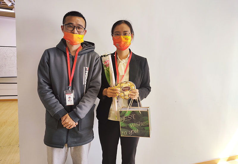 致最美女神：不负芳华，不负青春，最爱是你！