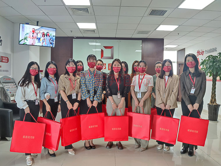 感谢关爱,感恩成长:智邦国际祝您中秋快乐!