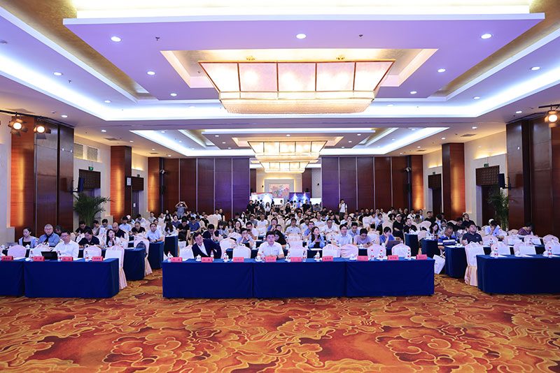 喜讯!智邦国际连获“数智一体化转型领航企业”、“数智一体化转型领航人物” 喜讯!智邦国际连获“数智一体化转型领航企业”、“数智一体化转型领航人物”