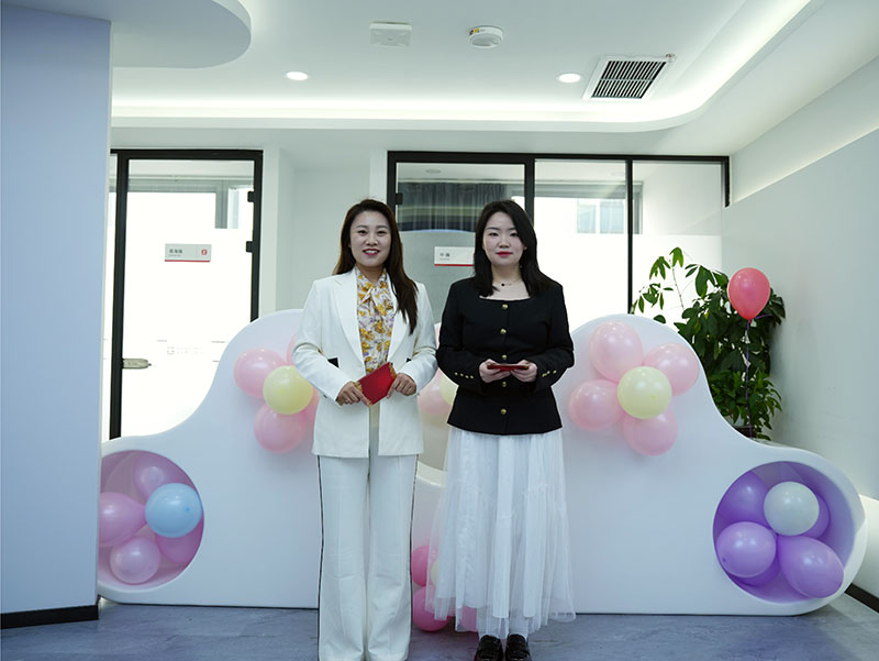 向美而生,灼灼其华,女神节快乐! 向美而生,灼灼其华,女神节快乐!