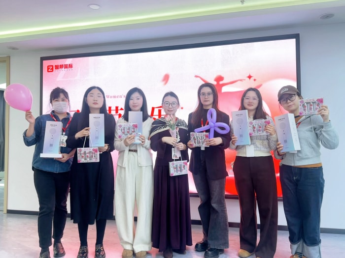 春风有信,花开有期,女神节快乐! 春风有信,花开有期,女神节快乐!